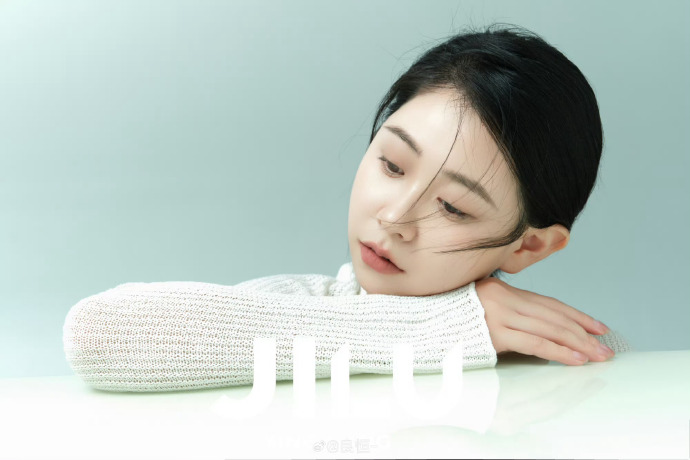 灰质 封面