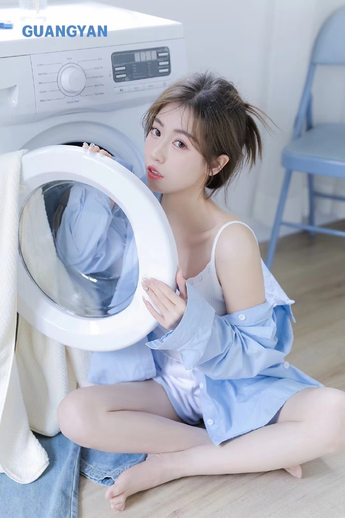 极速色调下的传记